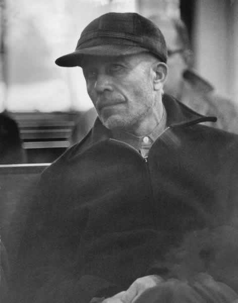 美国连环杀手艾德•盖恩出生